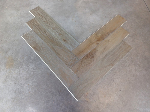Parquet Contrecollé Baton Rompu Broceliande M 139x800 Rainure Languette 14mm Chene Silex PEFC (4 chanfreins) ref 80179168