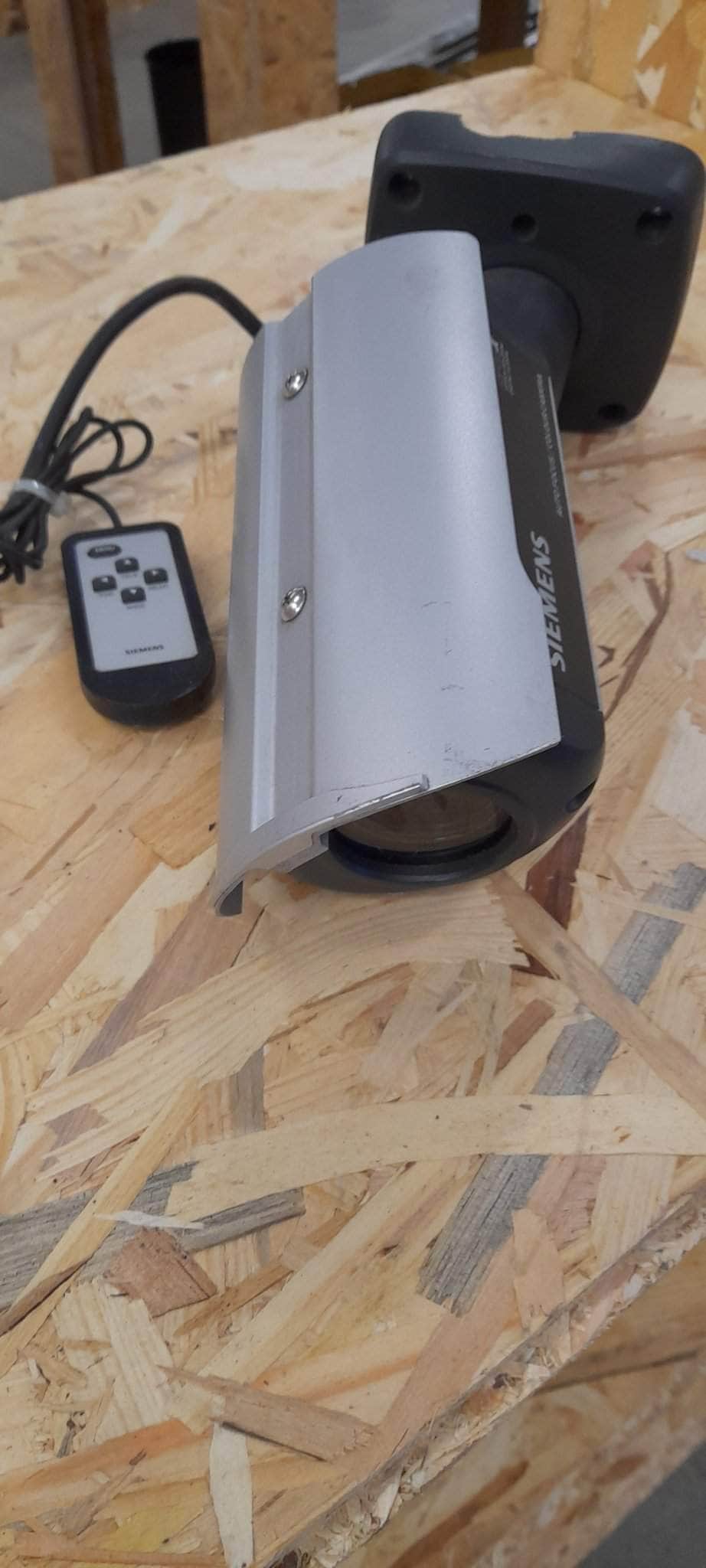 Caméra de surveillance Siemens CCAC1425LPO (réemploi) Articonnex