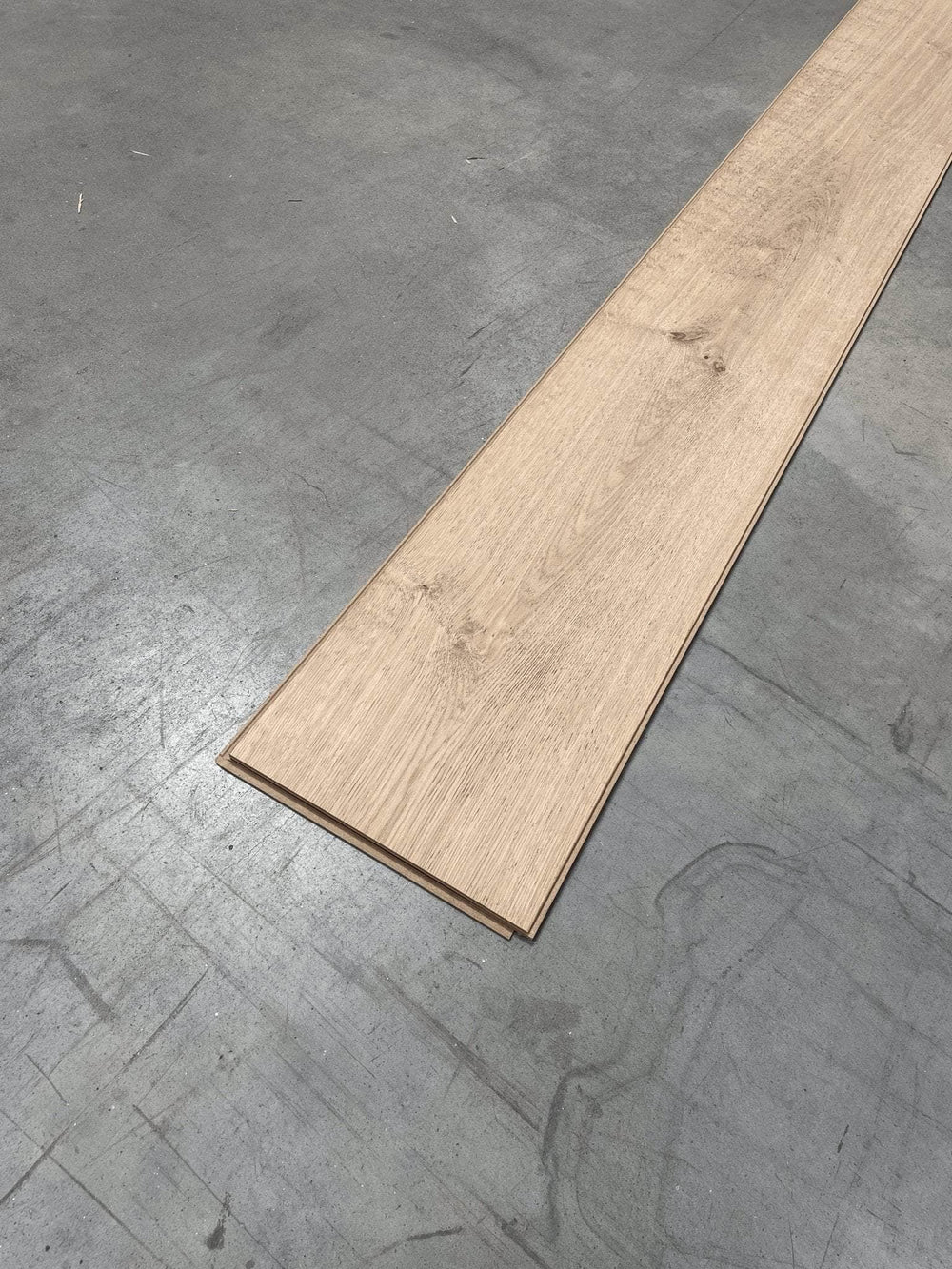 Parquet Contrecollé  -  Contrecollé Meister R13 Chêne animé brut brossé (Gamme Lindura HD 400)