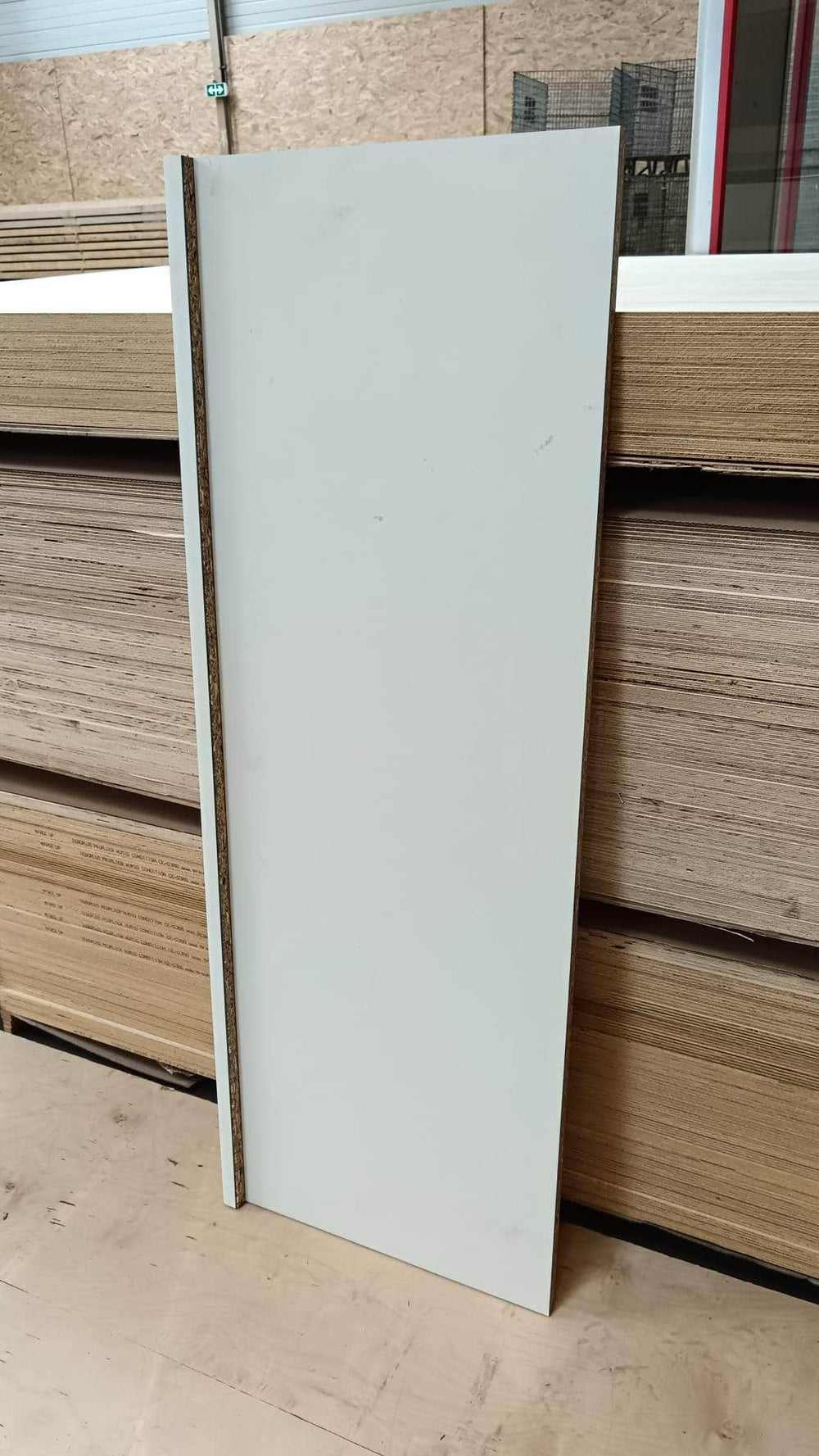 Panneaux (réemploi)  -  Tablettes agglo postformées décor blanc 1375X500 mm, ép.20 mm (réemploi)