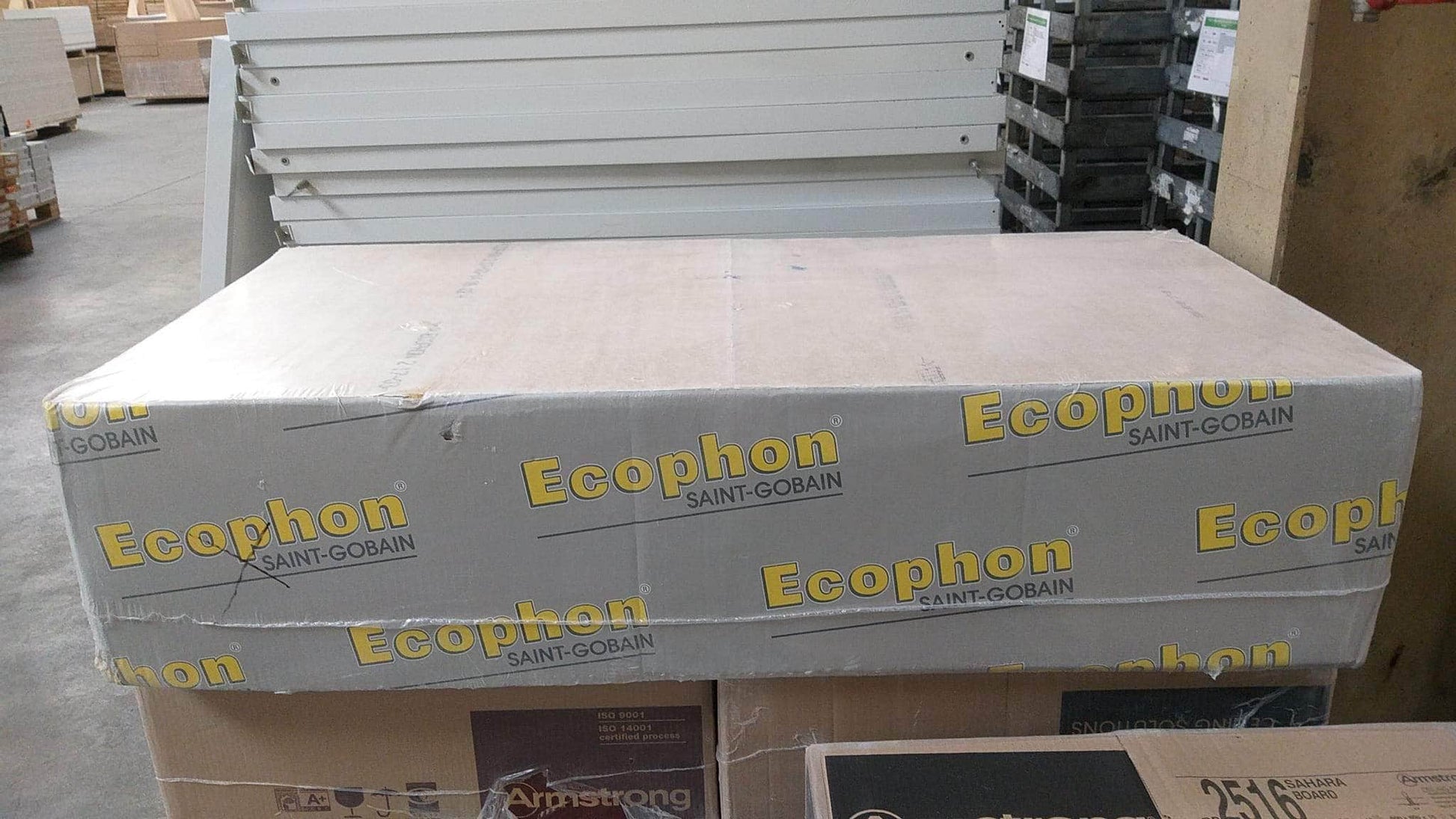 Cloison, isolation (réemploi)  -  Faux plafond acoustique Ecophon - 600 x 600 x15 Blanc (réemploi)