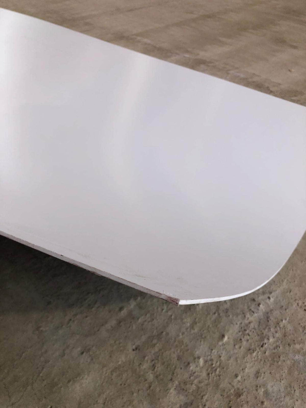 Panneaux (réemploi)  -  Panneau PVC blanc imprimé une face 940x2380x3mm (réemploi)