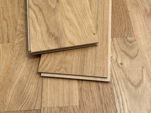 Parquet Contrecollé  -  Parquet contrecollé Ecofloor 139x1500 Rl 14 HDF Chene Topaze GT+ Verni Mat Grand Traffic (déclassé)