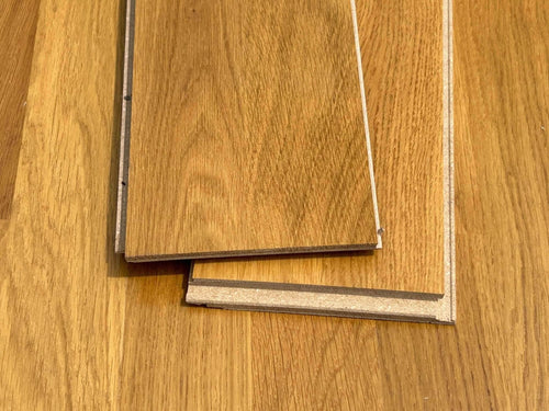 Parquet Contrecollé  -  Parquet contrecollé Ecofloor 139x1500 Clic 14 HDF Chene Printemps Verni Ecostrong (déclassé)