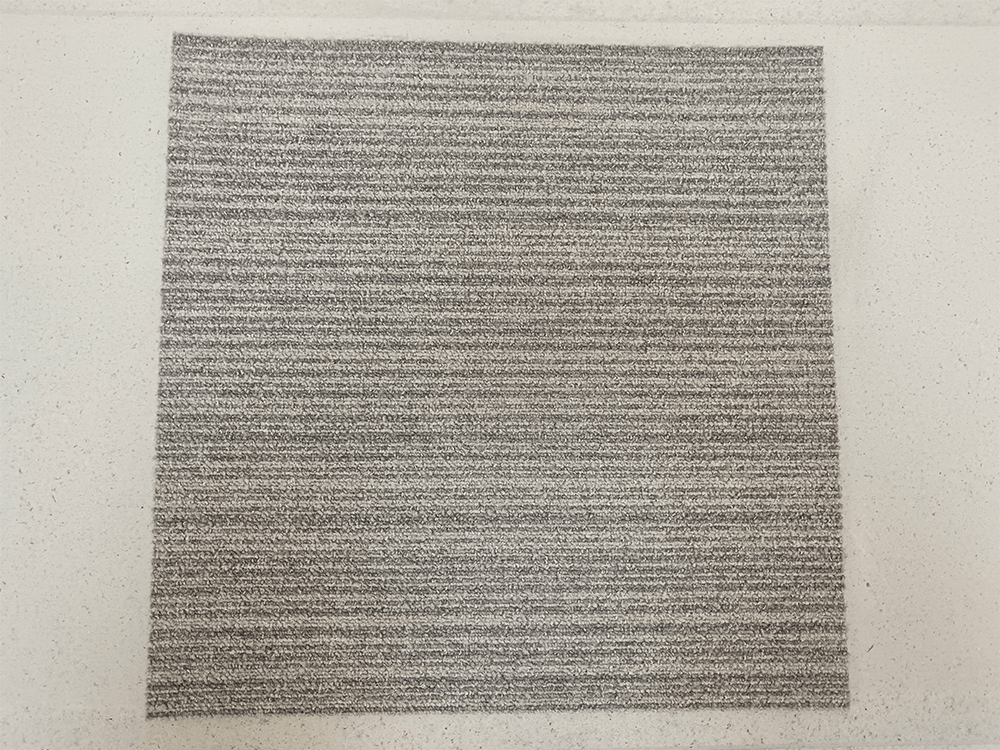 Sols (réemploi), sols, réemploi, moquette  -  Dalle de moquette gris clair à rayure 50x50 cm