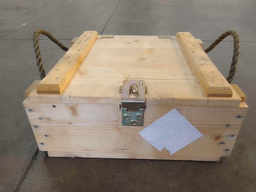 Bois brut (réemploi)  -  Caisse de transport bois - 41.5x44.7x19.5 cm