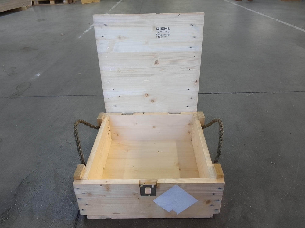Bois brut (réemploi)  -  Caisse de transport bois - 41.5x44.7x19.5 cm