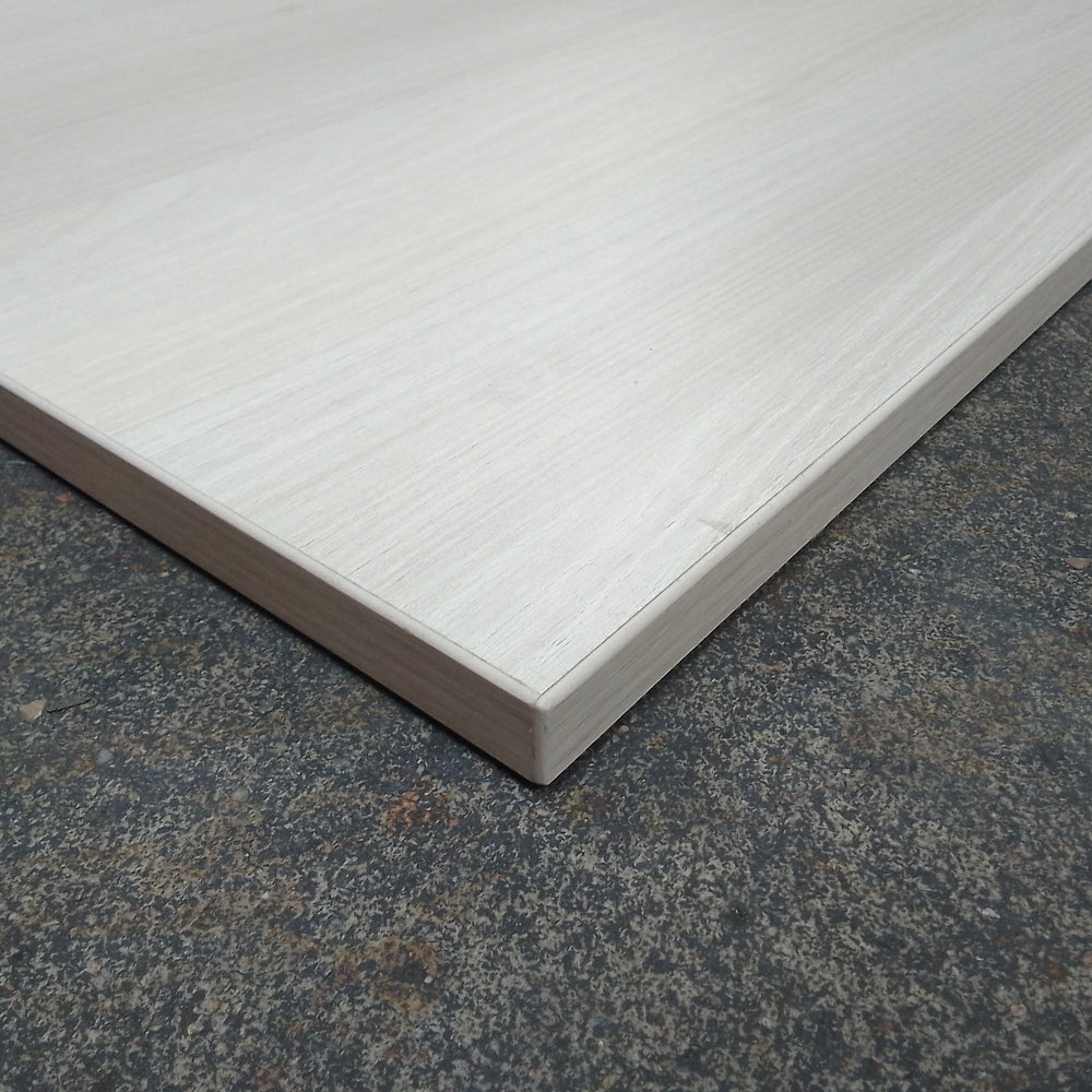Tablette aggloméré décor bois clair - 1330 x 495 x 18 mm