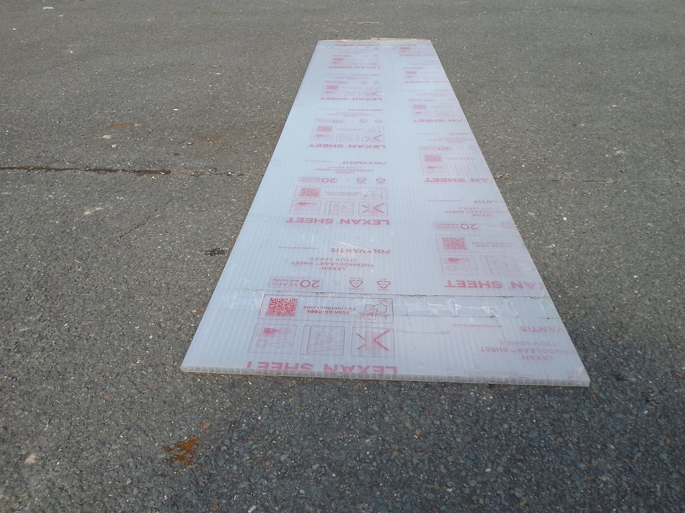 Plaque alvéolaire polycarbonate translucide - 1935 x 465 x 10 mm - Lexan Sheet