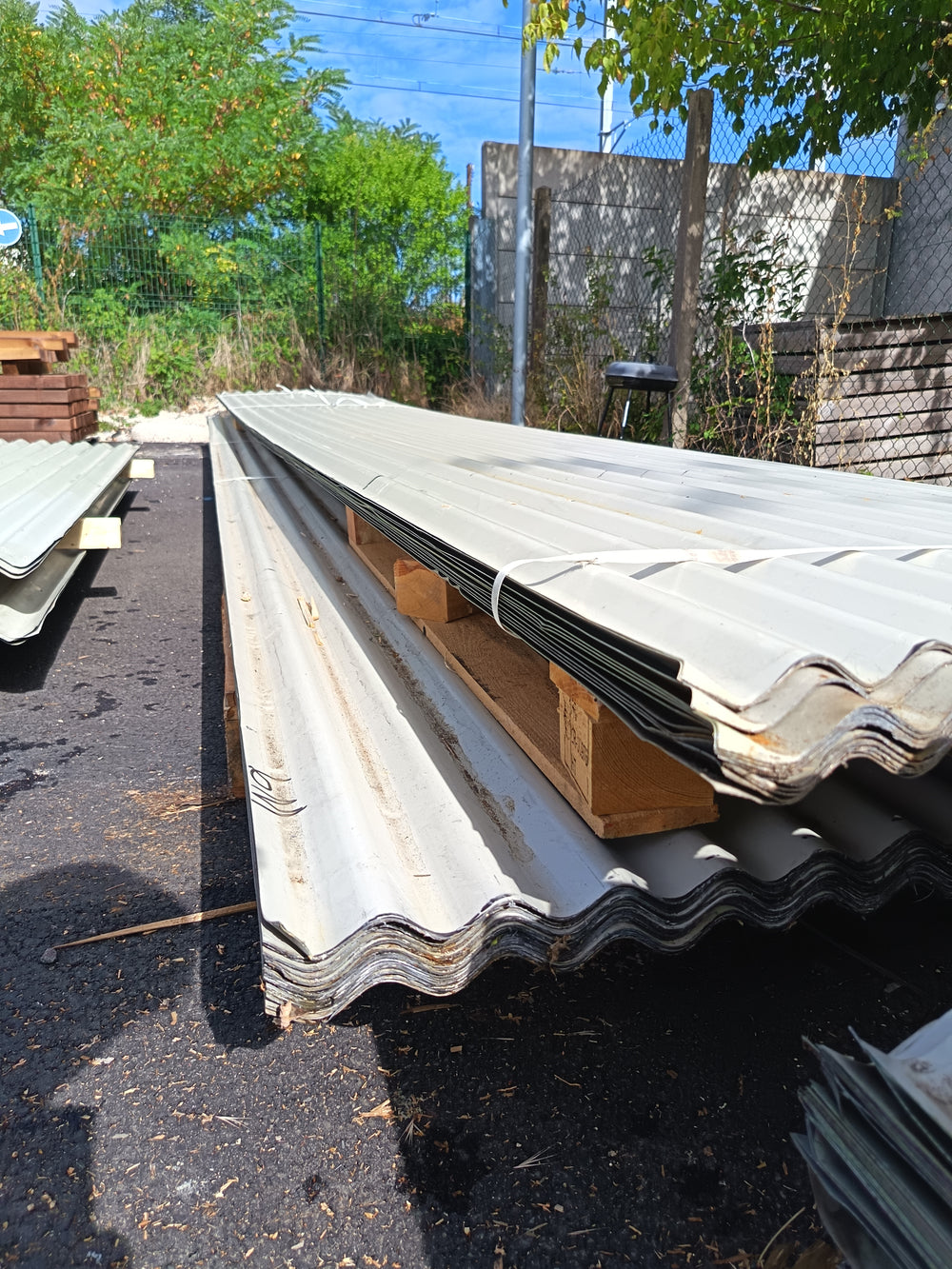 Bardage acier blanc - 4000 x 1050 mm (ondulé)