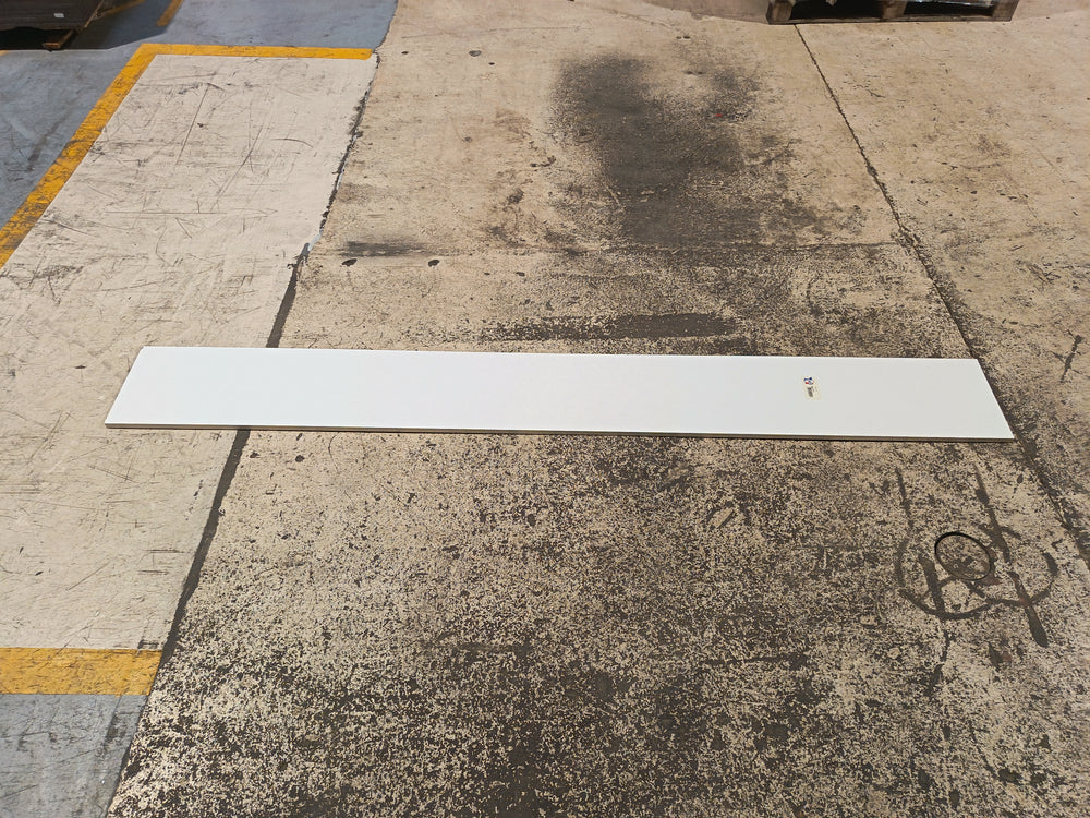 Tablette blanc aggloméré - 2500 x 300 x 18 mm