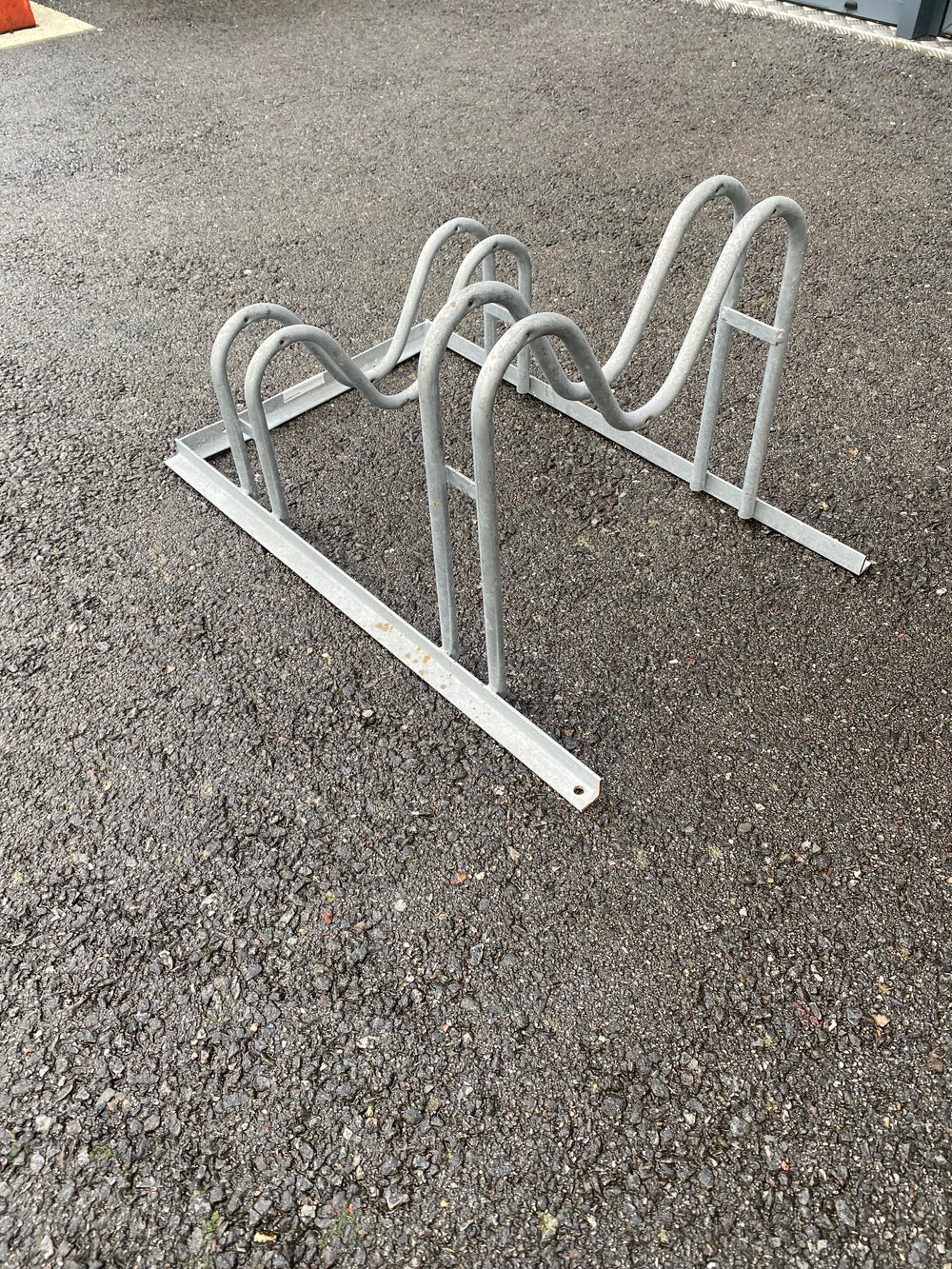 Rack à velo acier galvanisé - 700 x 400 mm — vue 2