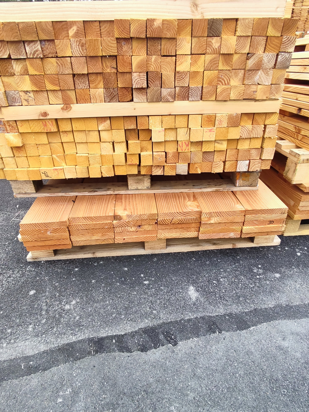 Planche essences diverses bois massif - 27x170 - L=0.9m (raboté 4 faces)