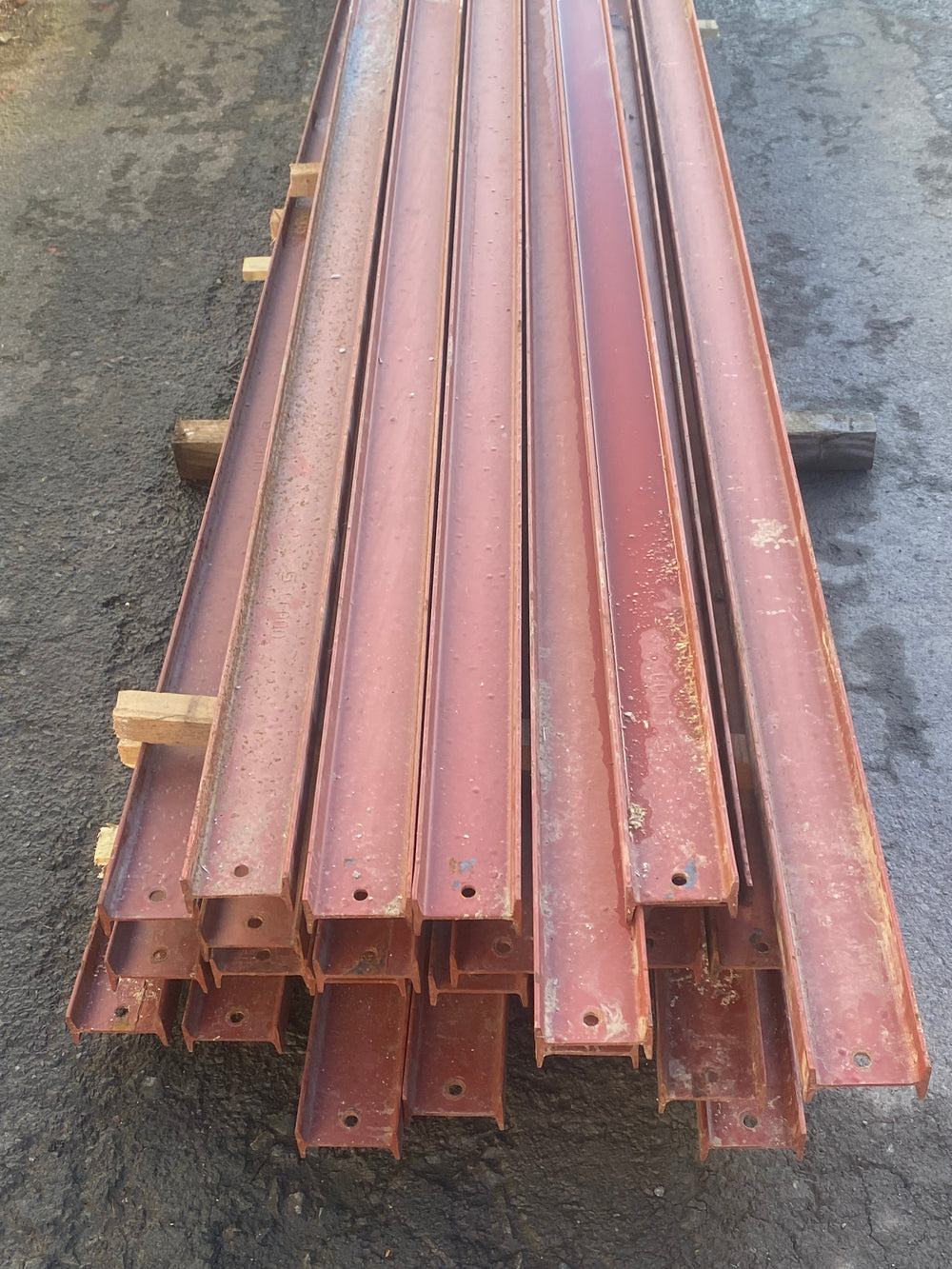 Profilé IPN acier rouge - 100 x 50 x 4 mm - L=10m