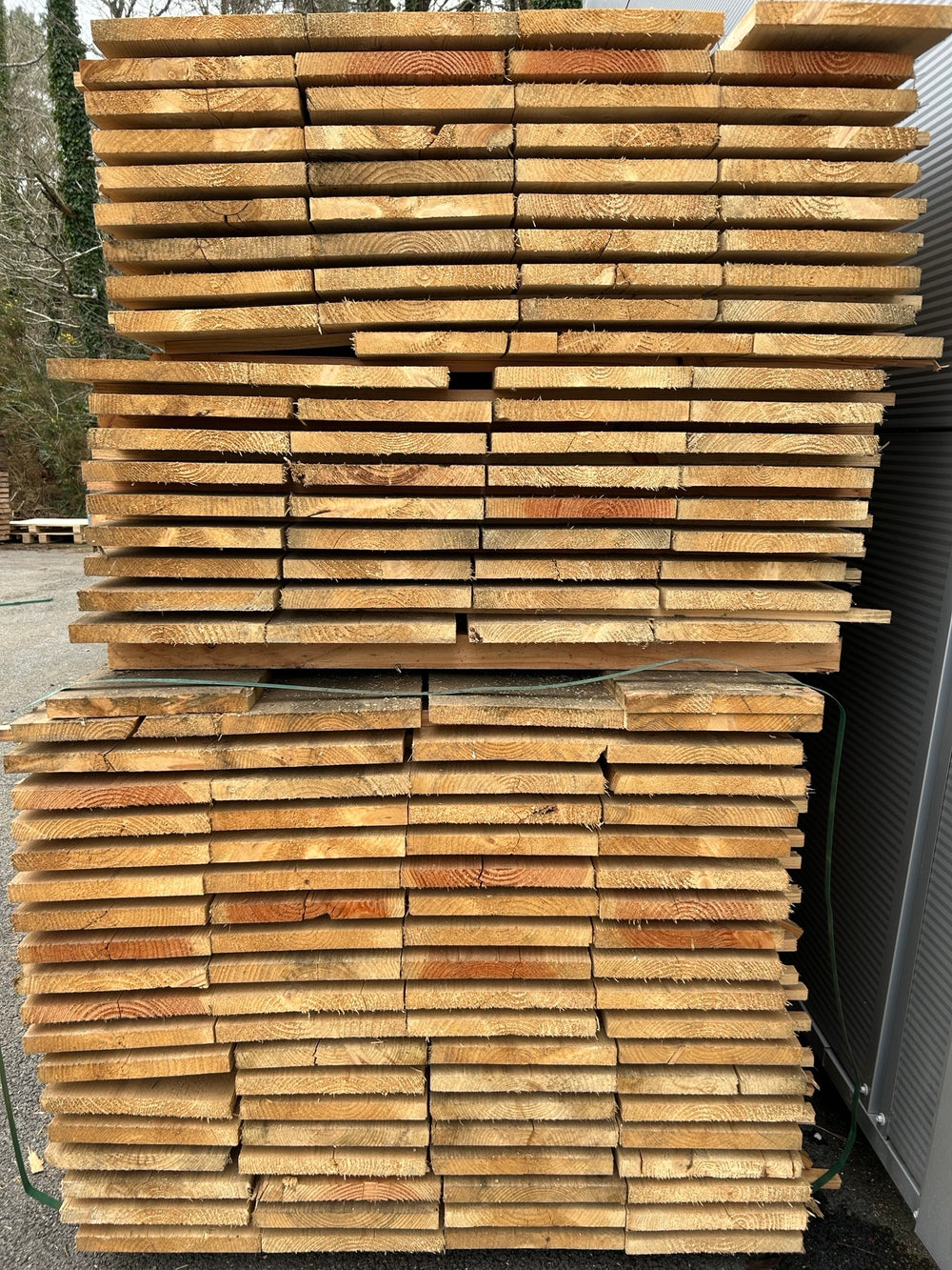 Planche douglas - 25 x 250 - L=4m