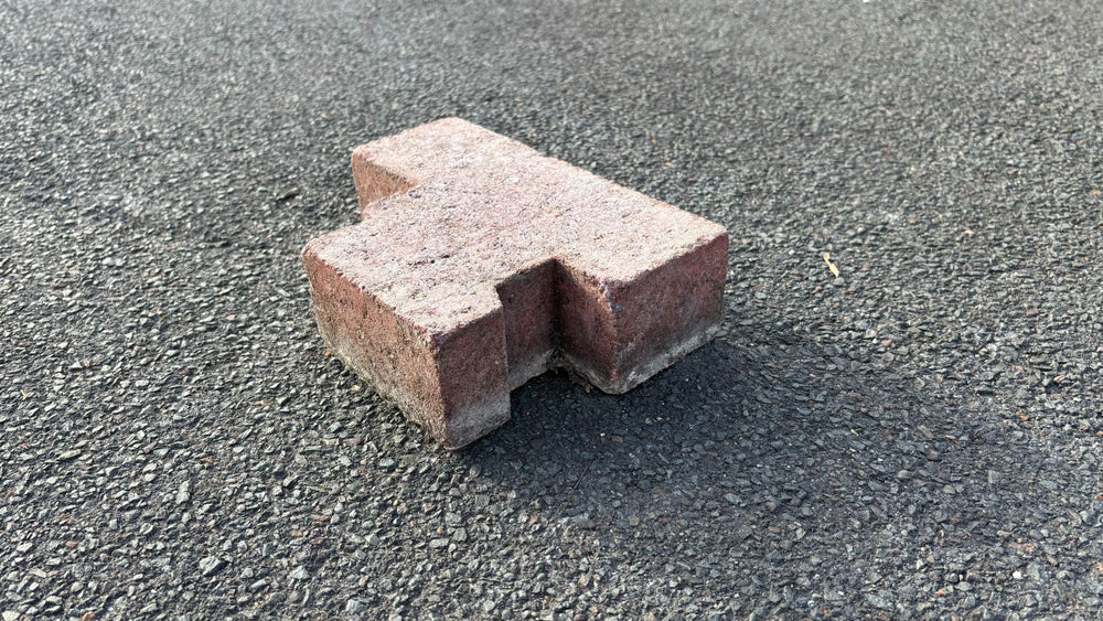 Pavé autobloquant rouge béton - 290 x 200 mm - Ep=80mm (rive)