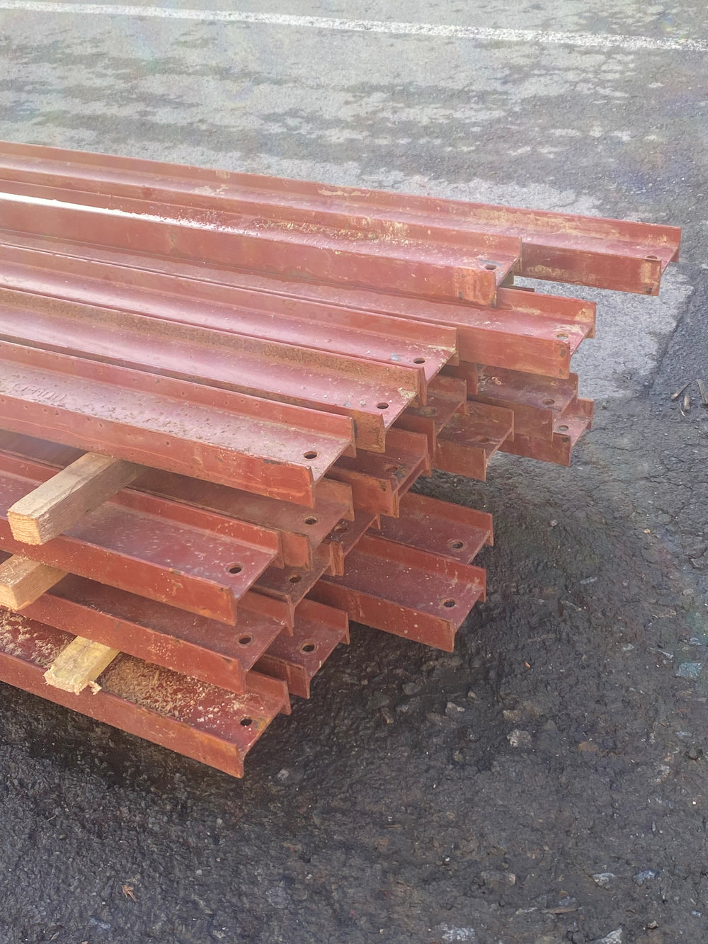 Profilé IPN acier rouge - 100 x 50 x 4 mm - L=10m