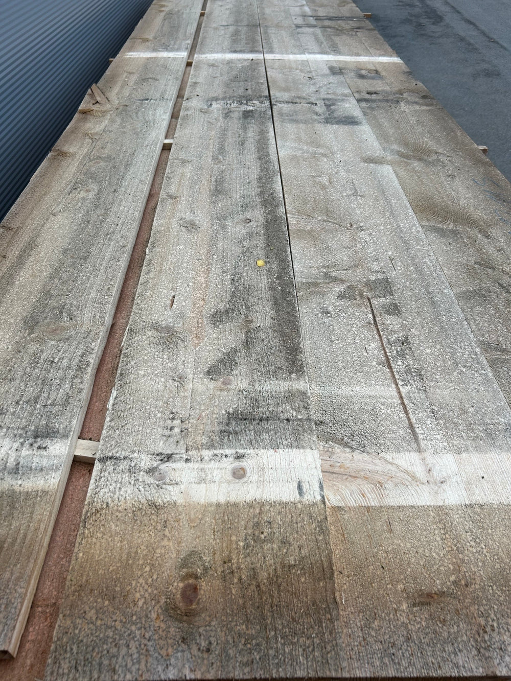 Planche douglas - 25 x 250 - L=4m