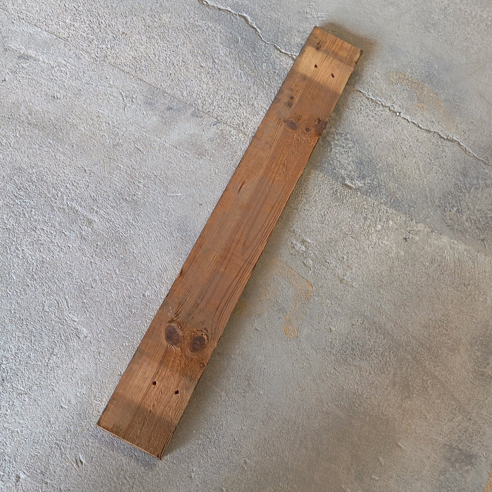 Planche resineux bois massif - 25 x 125 - L=0.9m (brut de sciage)