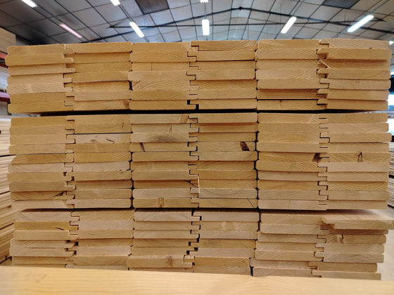 Planche epicéa bois massif - 20 x 140 - L=1.95m (bord arrondi + feuillure 18×11)