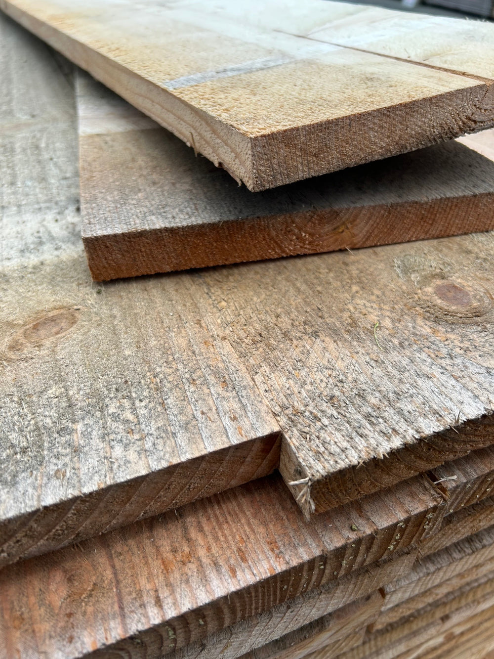 Planche douglas - 25 x 250 - L=4m