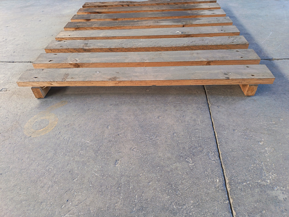 Platelage bois massif resineux - 1090 x 1000 x 30 mm