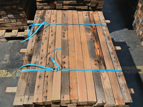 Tasseau resineux bois - 40 x 40 - L=1m (brut de sciage)