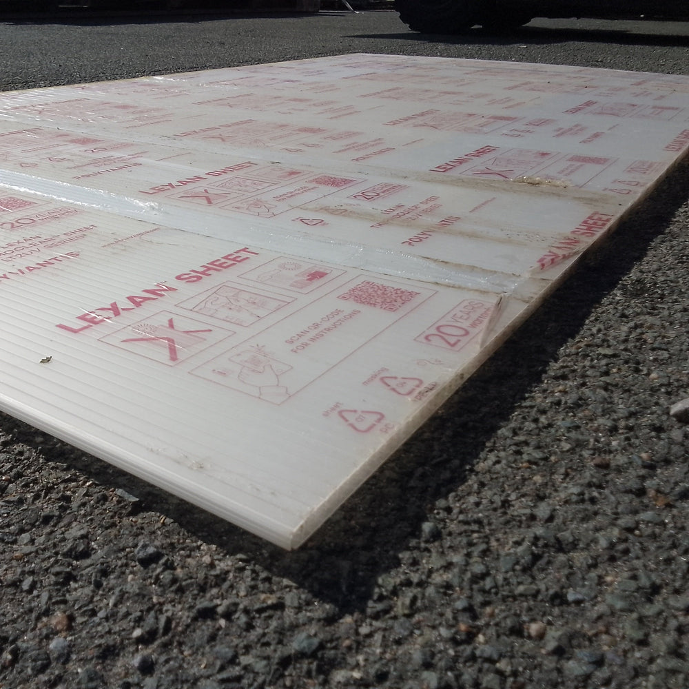 Plaque alvéolaire polycarbonate translucide - 2105 x 1100 x 10 mm - Lexan Sheet
