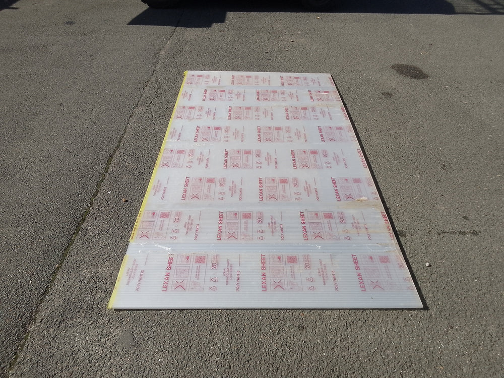 Plaque alvéolaire polycarbonate translucide - 2105 x 1100 x 10 mm - Lexan Sheet