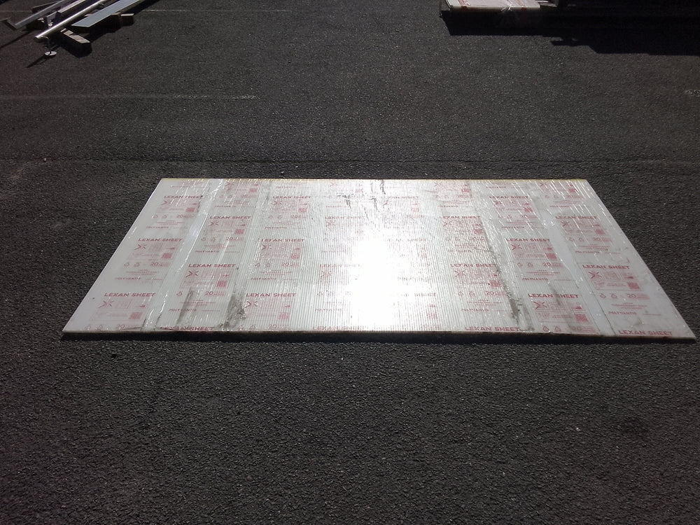 Plaque alvéolaire polycarbonate translucide - 2105 x 1100 x 10 mm - Lexan Sheet