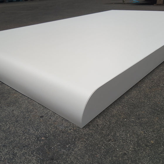 Tablette aggloméré blanc - 1250 x 725 x 60 mm (bord arrondi)