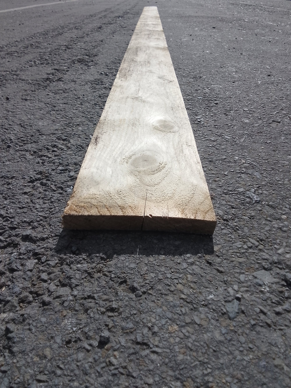 Planche epicéa classe 2 bois grisé - 18x150 - L=4m (brut de sciage)