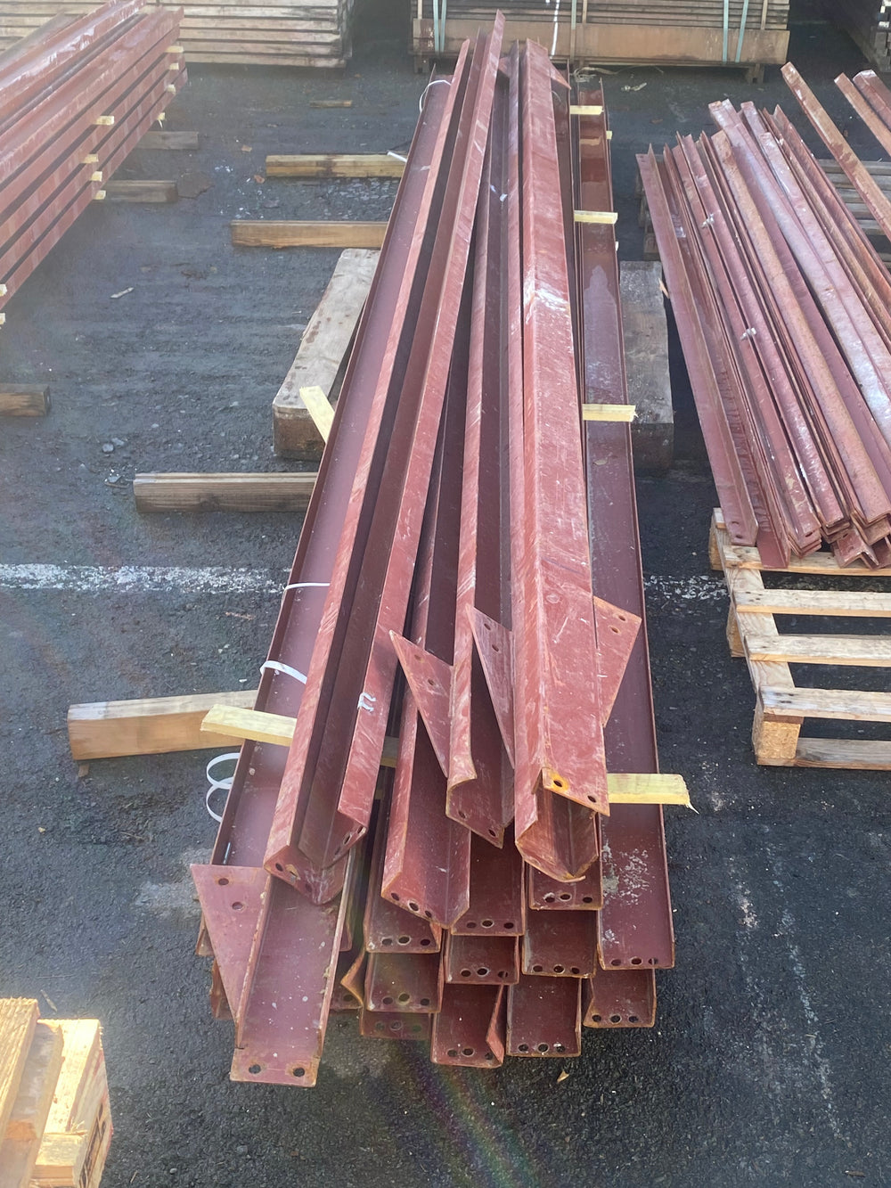 Profilé U acier rouge - 100 x 50 x 3 mm - L=5m