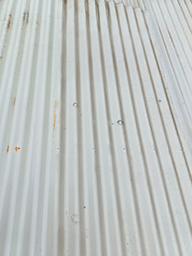 Bardage acier blanc - 2700 x 1050 mm (ondulé)
