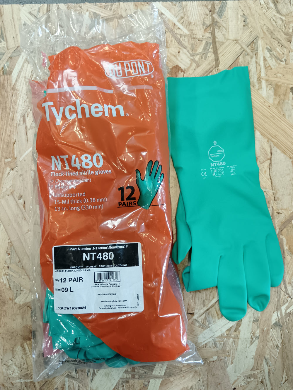 Gant NT480 vert - DUPONT Tychem M8