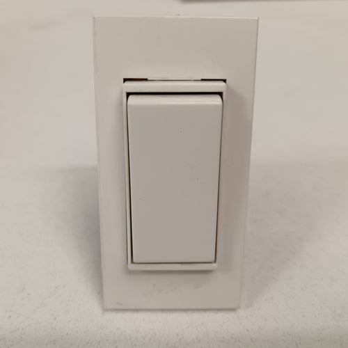 Interrupteur x 1 blanc - 80 x 40 mm