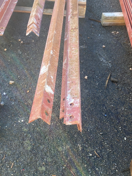 Profilé cornière acier rouge - 50 x 50 x 4 mm - L=6.1m