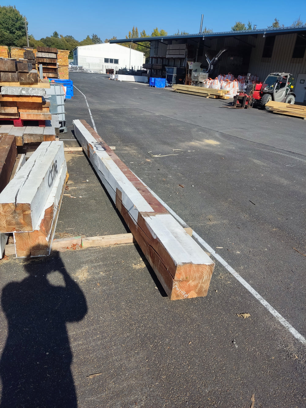 Poteau douglas bois massif - 300x300 - L=6.1m (déconstruction)