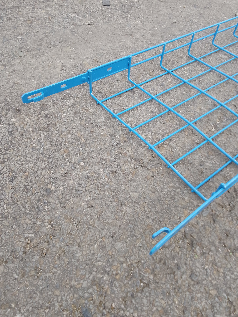 Chemin de câble acier bleu - 3000 x 300 x 54 mm (fil)