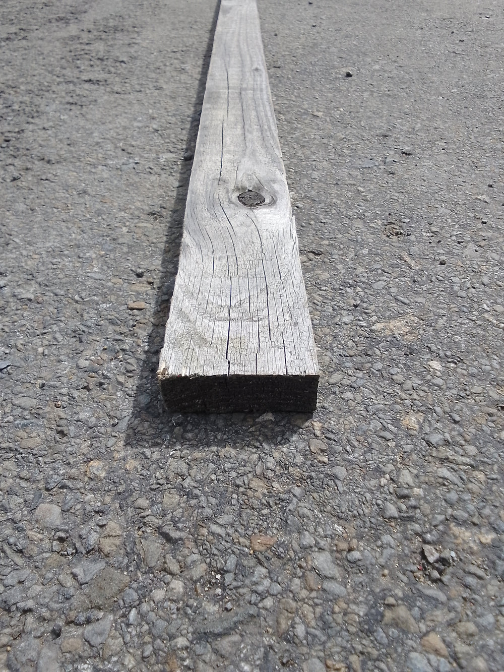 Planche douglas bois grisé - 25x75 - L=2.5m (brut de sciage)