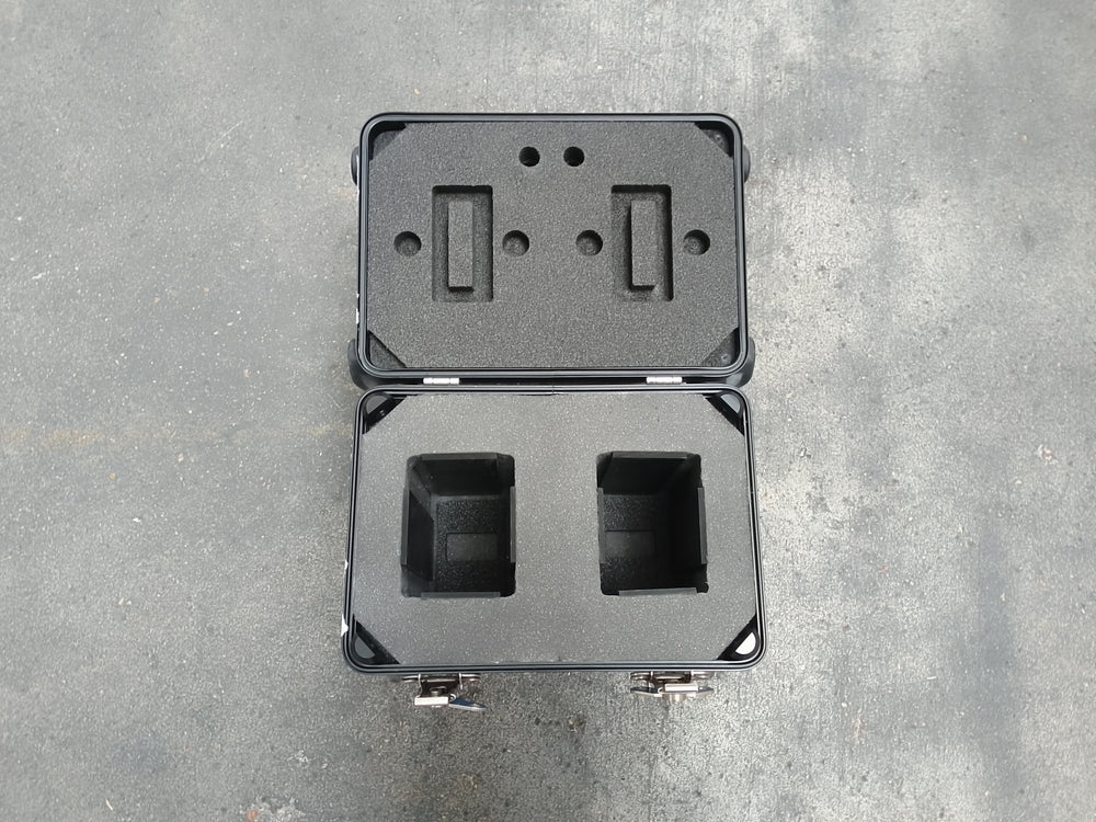 Petite caisse bleue  - 380 x 280 x 380 mm