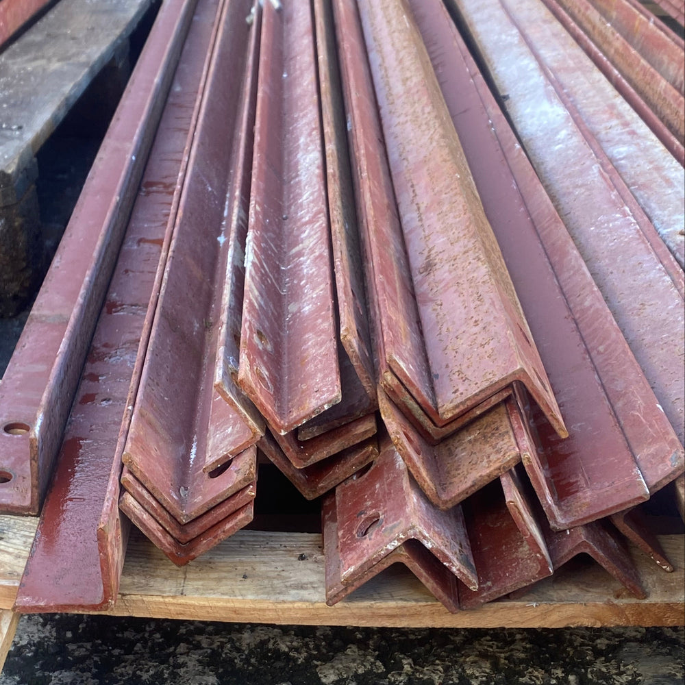 Profilé cornière acier rouge - 50 x 50 x 4 mm - L=4.8m