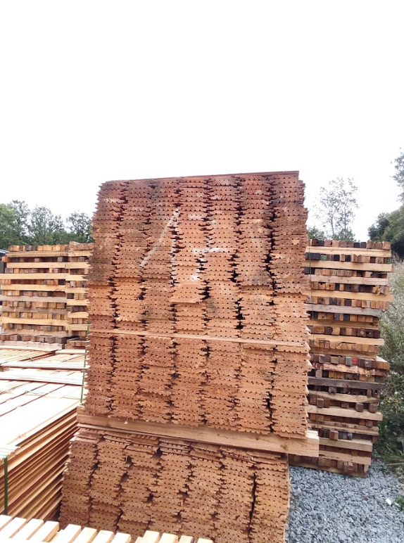 Chute de bardage bois massif douglas - sections variables - L=1.4m