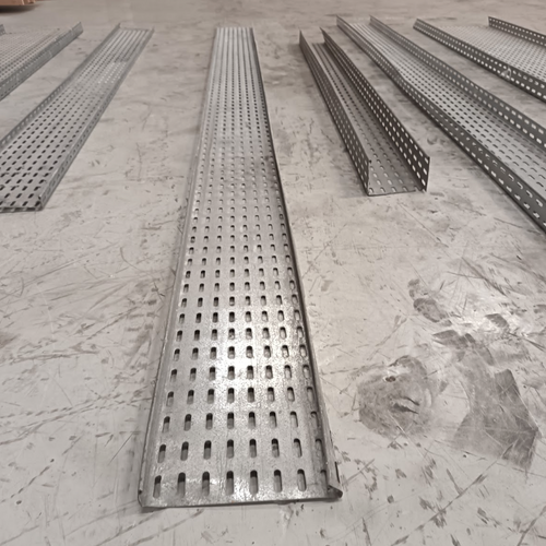 Chemin de câble acier - 2300 x 170 x 50 mm (dalle)