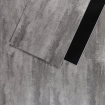 Dalle PVC clipsable béton indus gris moyen - 940x470x6mm — vue 6