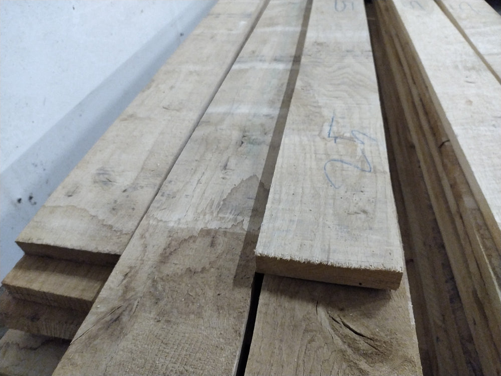 Planche chêne ép.30mm -l.130 à 155mm - L.250cm min (brut de sciage)