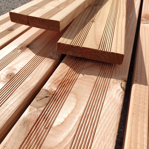 Lame de terrasse douglas striée classe 3 - 27x145 - L=4m