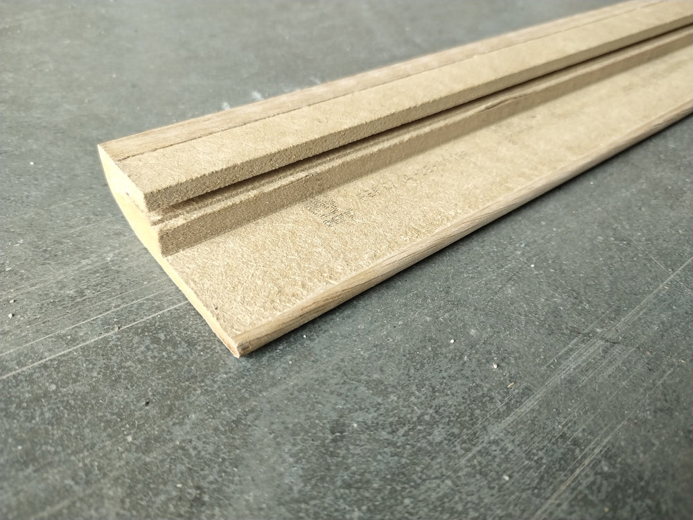 Plinthe électrique MDF plaqué chêne - 20x70 - L=2,23m