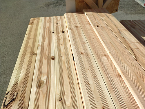 Lame de terrasse douglas striée classe 3 - 27x145 - L=3m