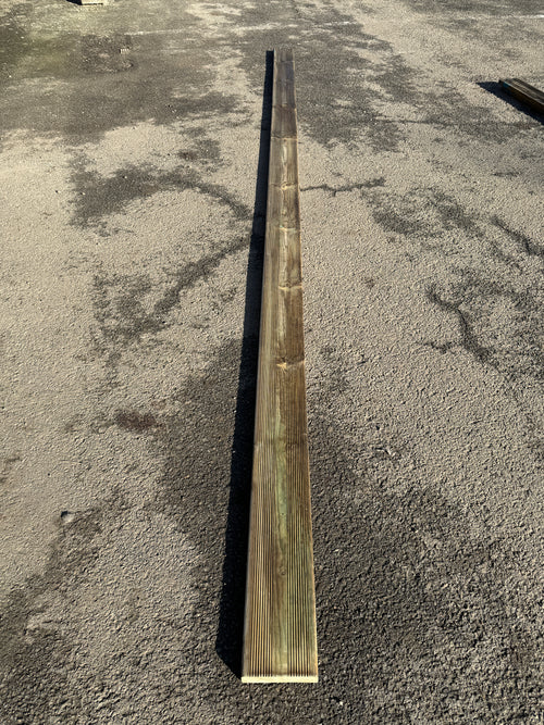 Lame de terrasse pin classe 4 - 27x145 - L=4,5m